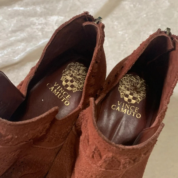 Vince Camuto Palmina Soft Leather Slouchy Ankle Boots size 9.5 Womens - Picture 4 of 7